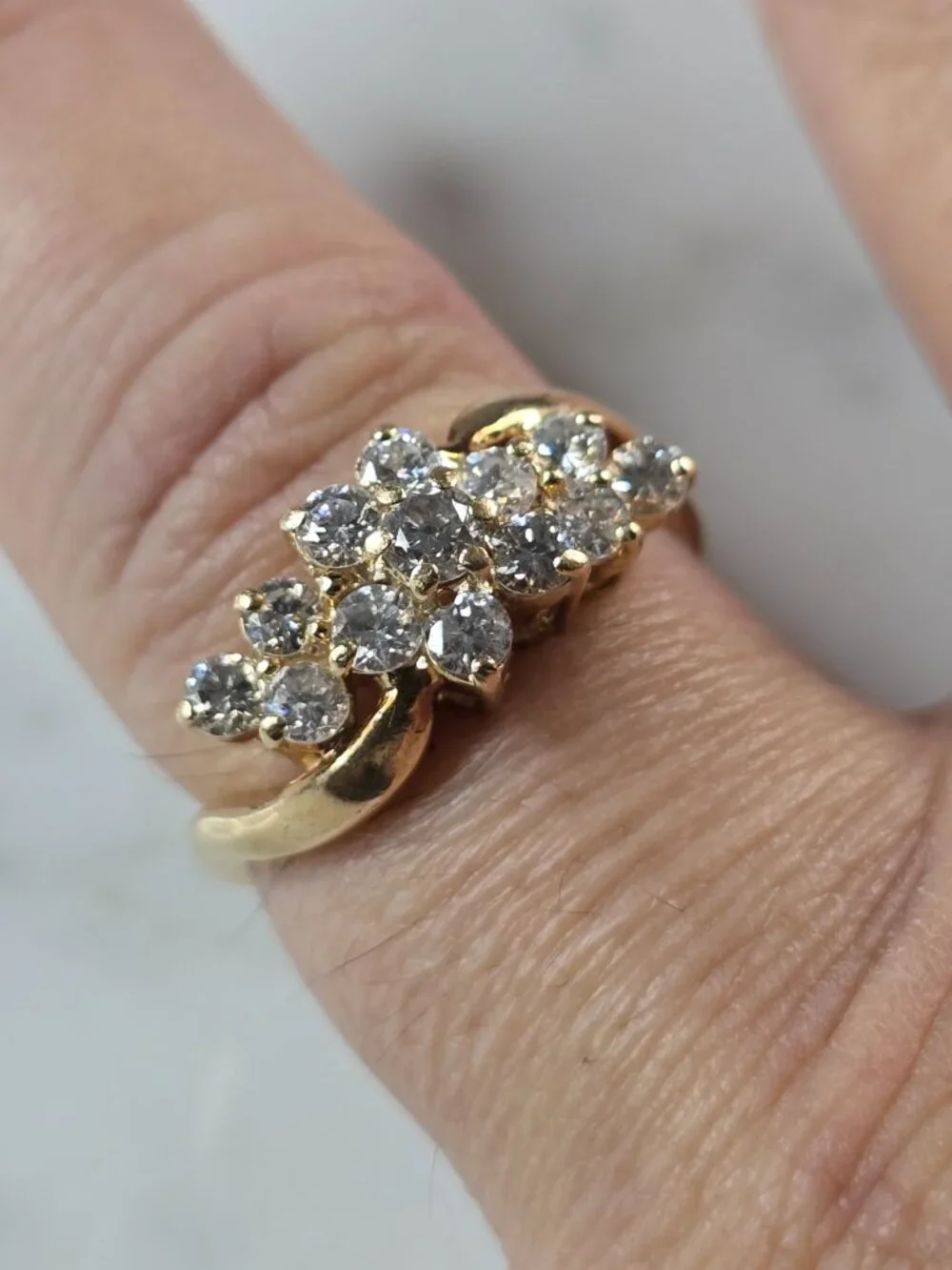Womens Vintage Estate 14K Gold Diamond Cluster Ring 3.7g  #E7923